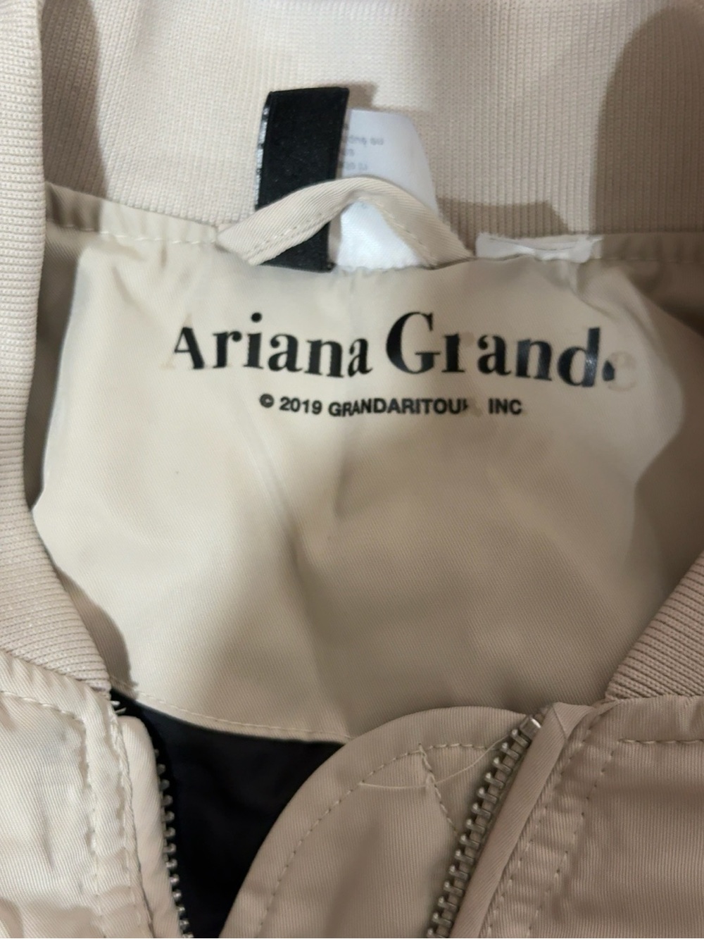 Ariana Grande x H&M Thank U Next 2019 Bomber Jacket Cream Size S - Picture 10 of 16